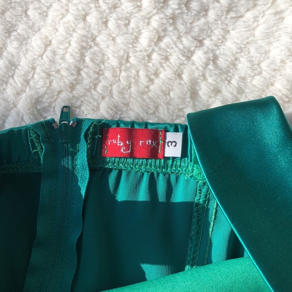 Ruby Rox Green Dress - Picture 3 of 4